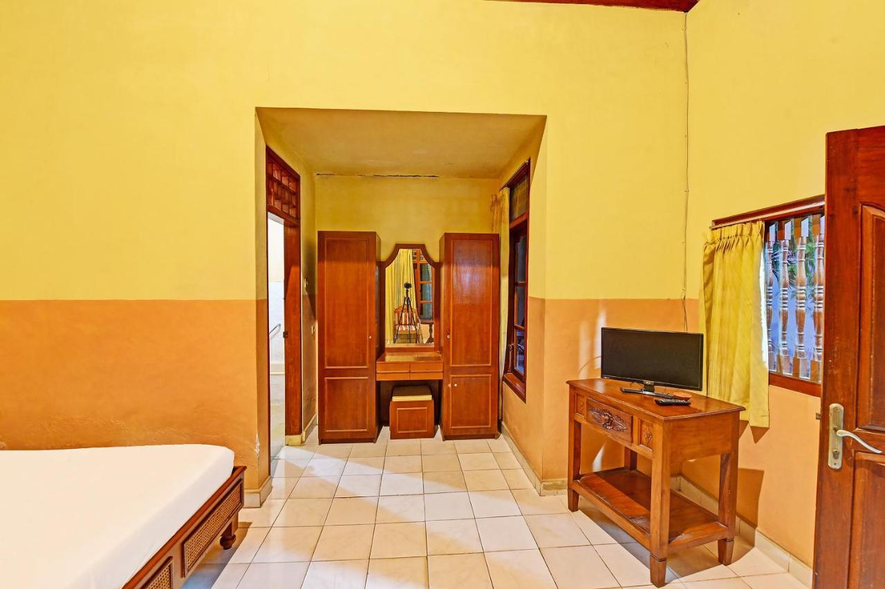 Oyo 91503 Hotel Gedong Ayu Near Sanur Убуд Екстер'єр фото