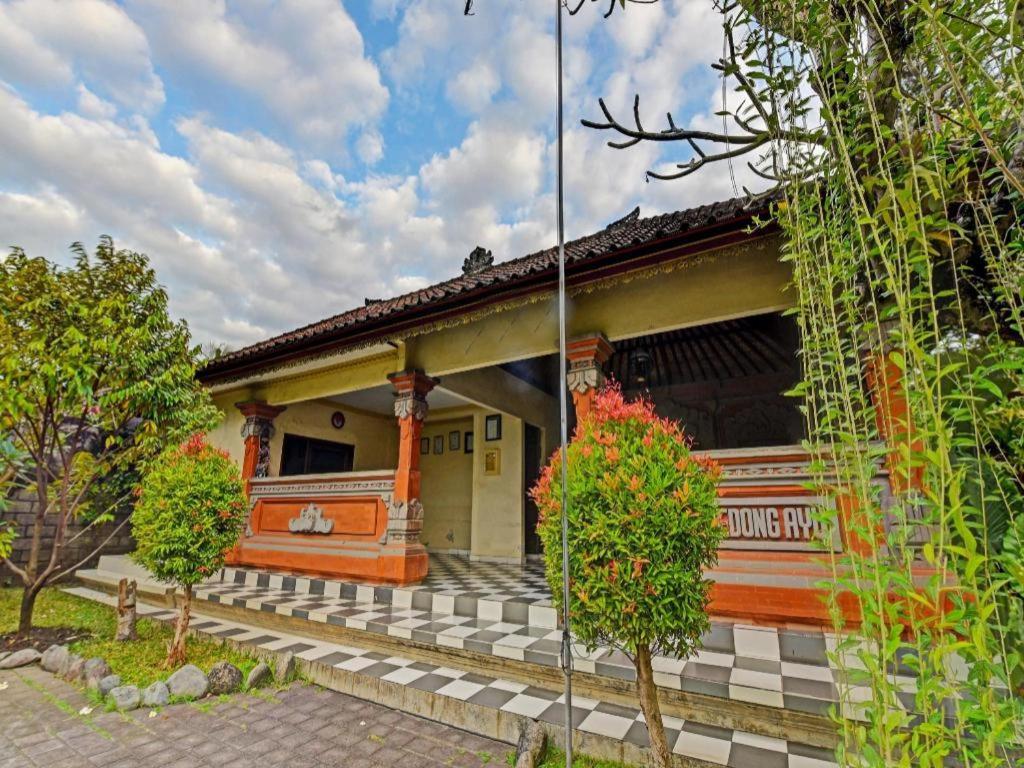 Oyo 91503 Hotel Gedong Ayu Near Sanur Убуд Екстер'єр фото