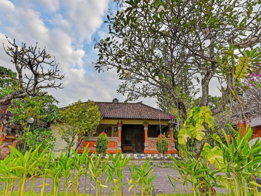 Oyo 91503 Hotel Gedong Ayu Near Sanur Убуд Екстер'єр фото