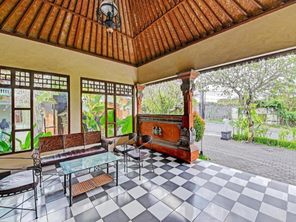 Oyo 91503 Hotel Gedong Ayu Near Sanur Убуд Екстер'єр фото