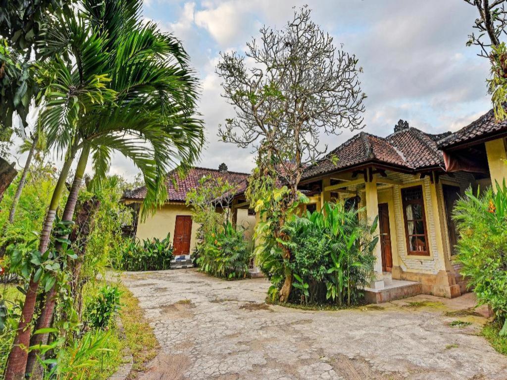 Oyo 91503 Hotel Gedong Ayu Near Sanur Убуд Екстер'єр фото